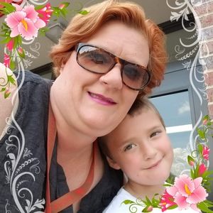 Meet your Posher, Carrie